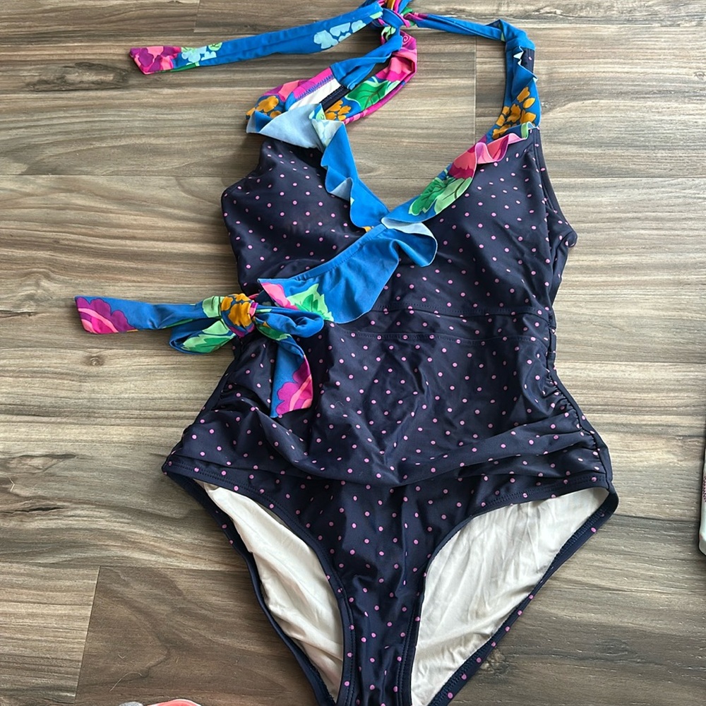 Matilda Jane Small Women’s Suit